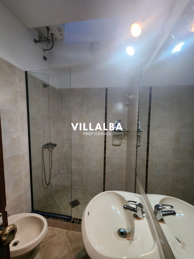 Apartamento ID.3730 - Vende casa en playa mansa punta del este