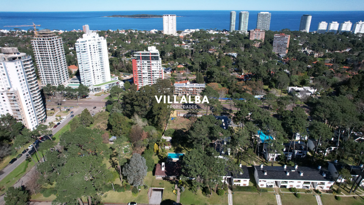 Apartamento ID.2494 - Espectacular Chalet en Punta del Este