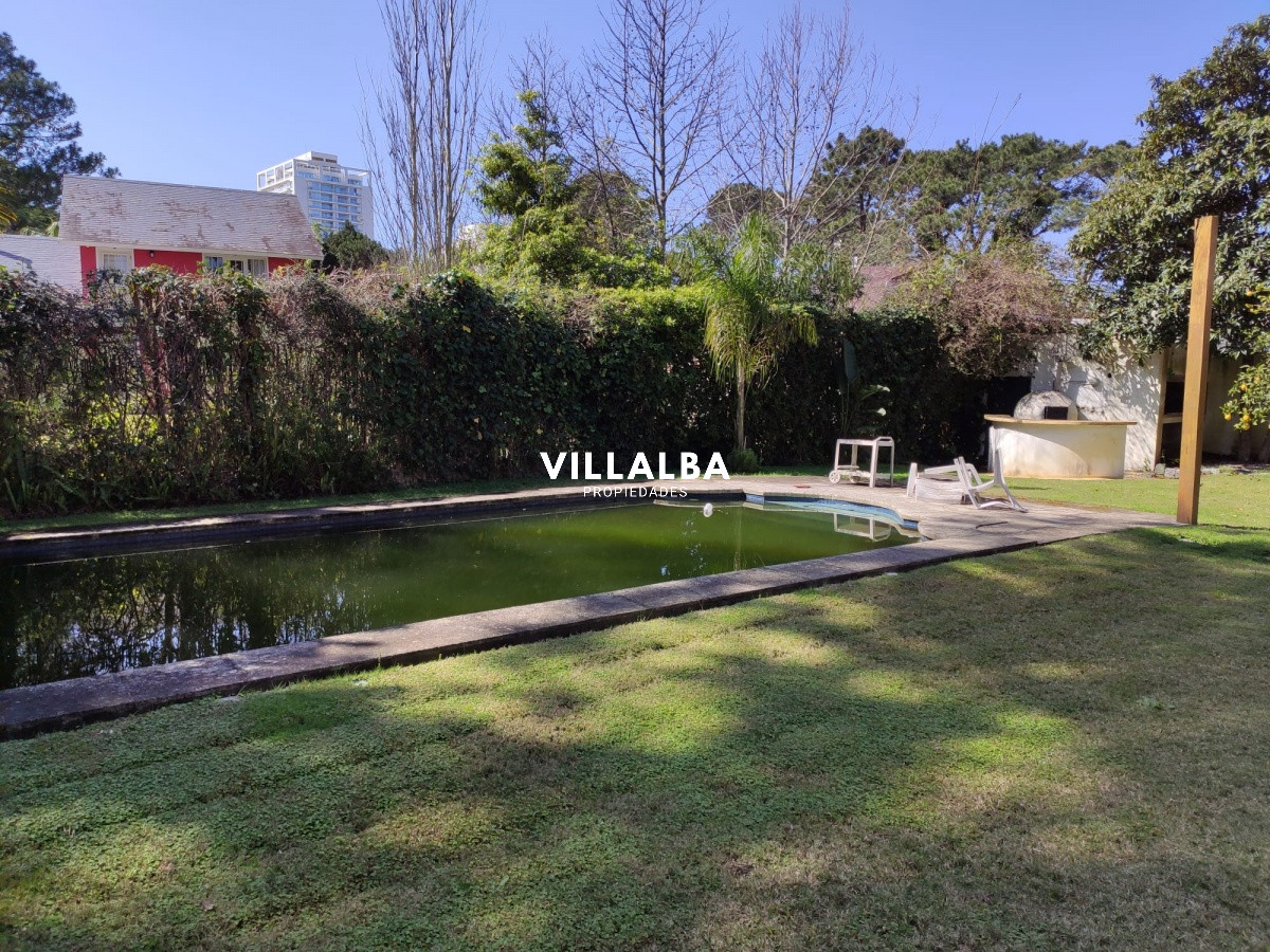 Casa ID.2934 - Hermosa y Amplia Casa en Mansa en venta