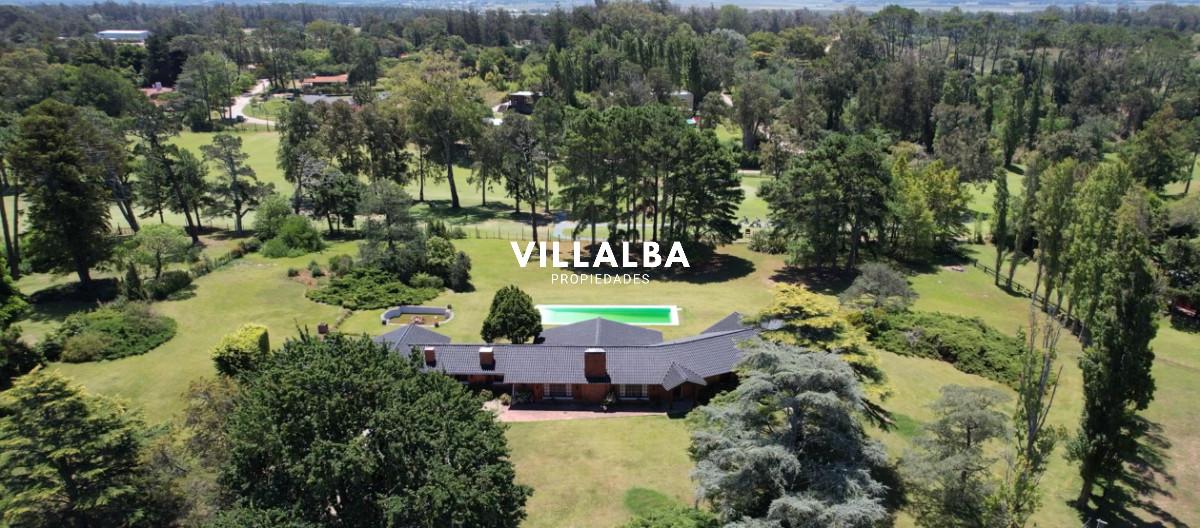 Casa ID.3251 - En venta casa de 4 dormitorios, con agradable entorno en Golf, Punta del Este.