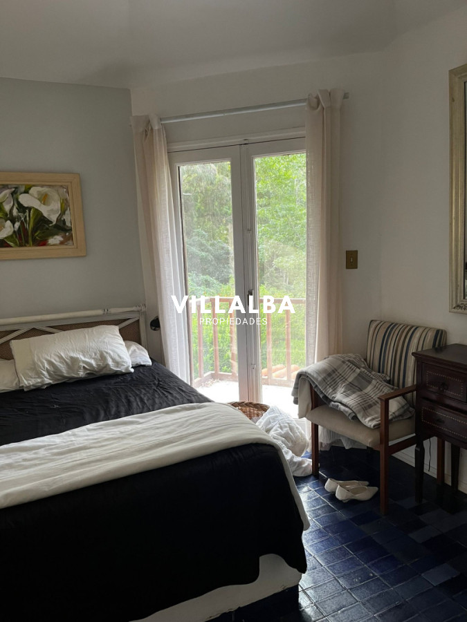 Apartamento ID.4858 - Casa a la venta 3 dormitorios en Punta del Este Rincon del indio