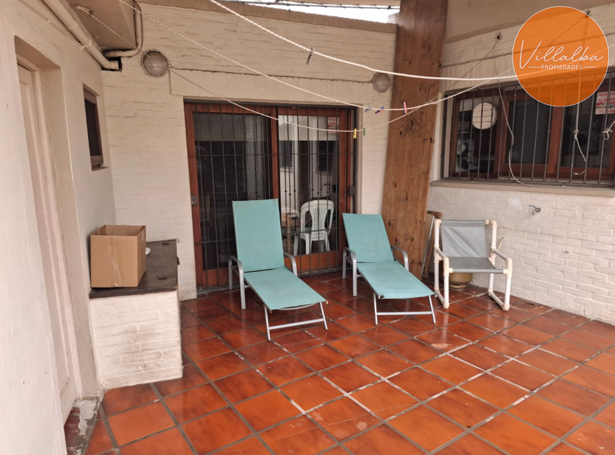 Apartamento ID.3500 - Casa de 3 dormitorios en Barrio Cantegril