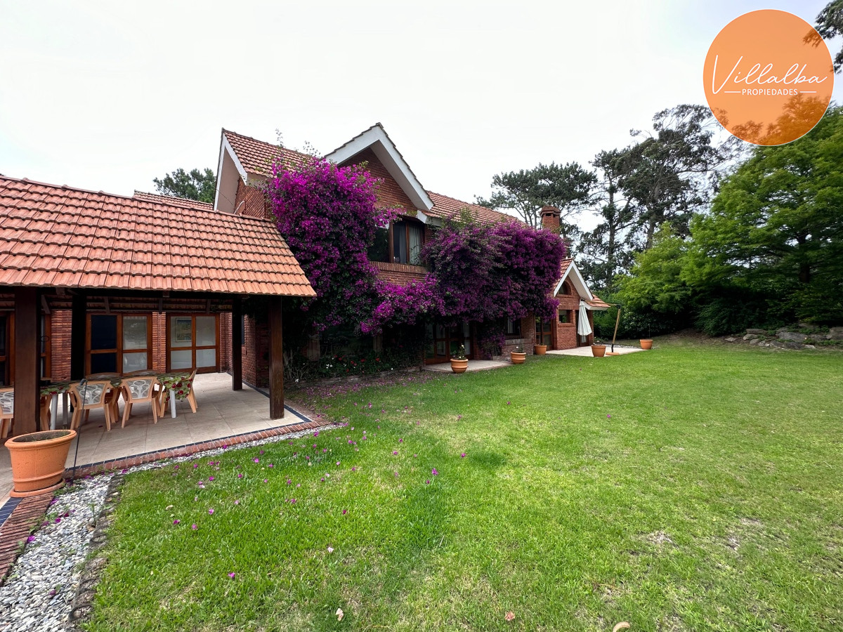 Apartamento ID.2813 - Propiedad exclusiva ubicada en Golf, Punta del este 