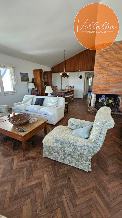 Apartamento ID.3322 - Importante residencia frente al mar en venta.