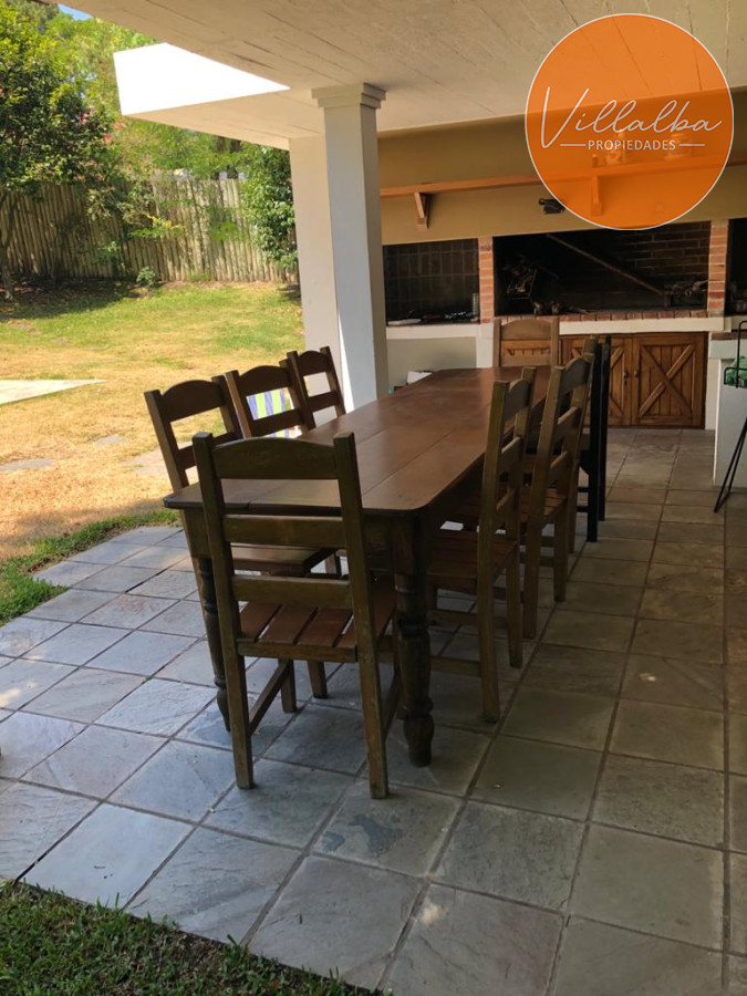 Casa ID.2933 - Casa en venta, Oportunidad para desarrollo inmobiliario en Playa Mansa, Punta del Este. 