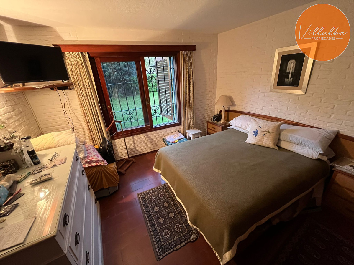 Apartamento ID.3213 - Vende casa de 3 dormitorios en Pinares, Punta del Este 
