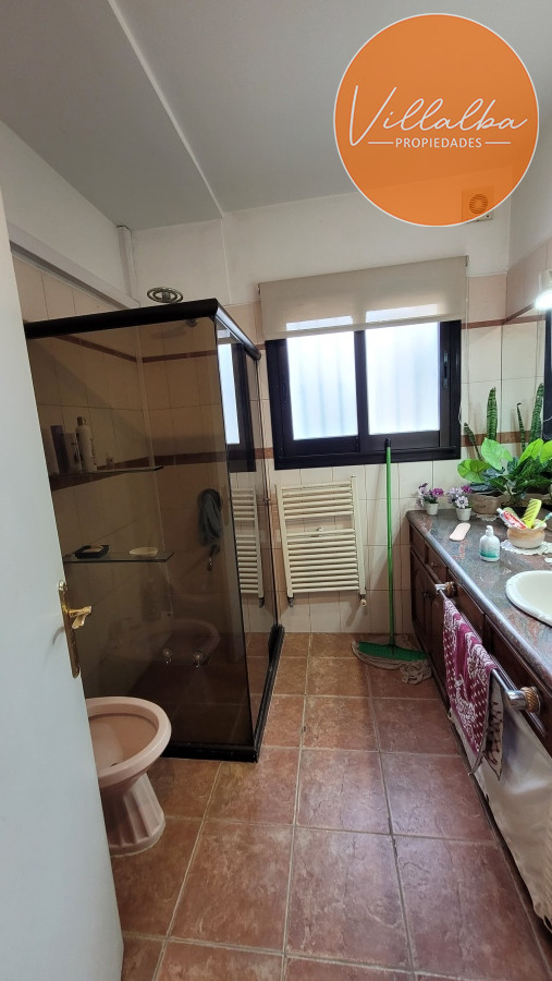 Apartamento ID.3500 - Casa de 3 dormitorios en Barrio Cantegril