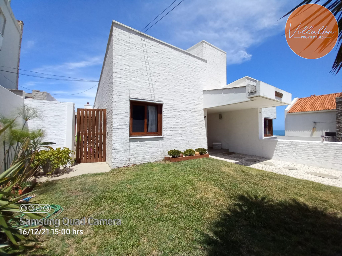 Casa ID.1689 - Vende casa en excelente estado, reciclada. De 6 dormitorios en Peninsula. Punta del Este 