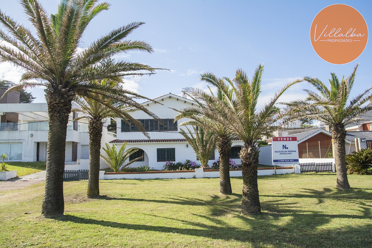 Apartamento ID.3322 - Importante residencia frente al mar en venta.
