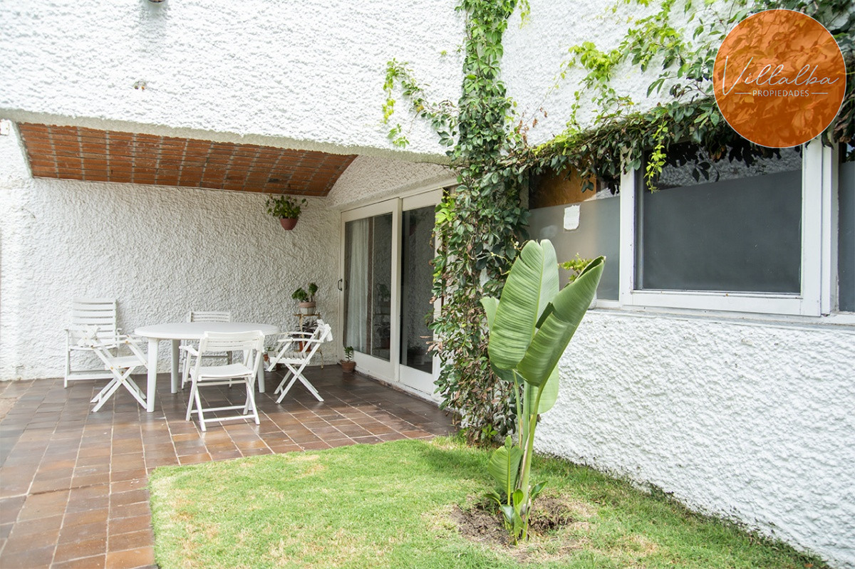 Casa ID.2673 - Hermosa casa en venta en zona de la península.