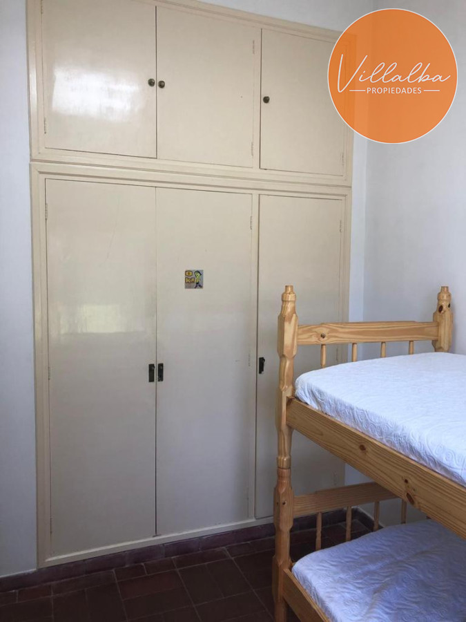 Apartamento ID.3432 - Vende casa de 3 dormitorios en Pinares, cerca del mar, Punta del Este
