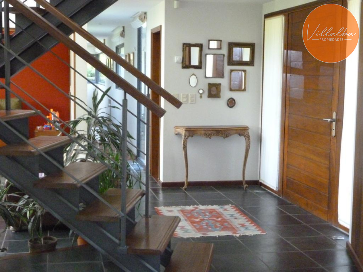 Apartamento ID.2245 - Casa de 4 dormitorios en venta en - Punta del Este