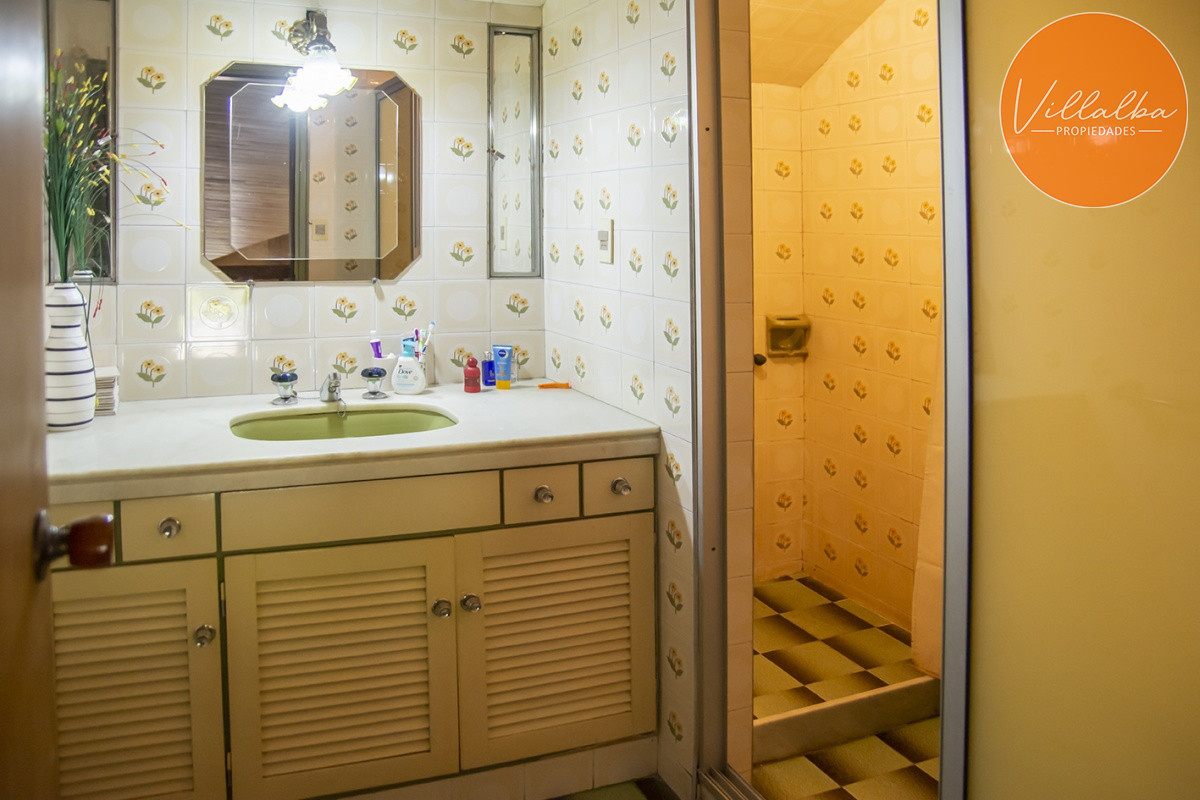 Casa ID.2044 - Hermosa casa en venta a pocos metros del mar.