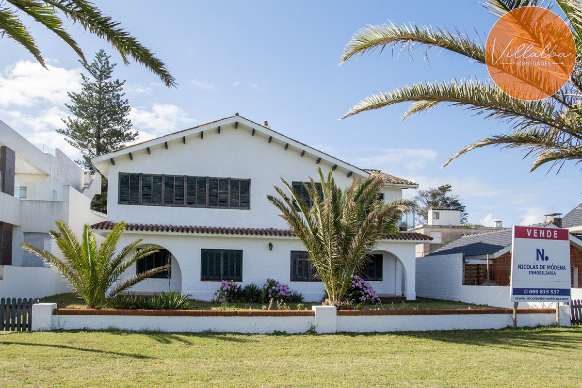 Apartamento ID.3322 - Importante residencia frente al mar en venta.