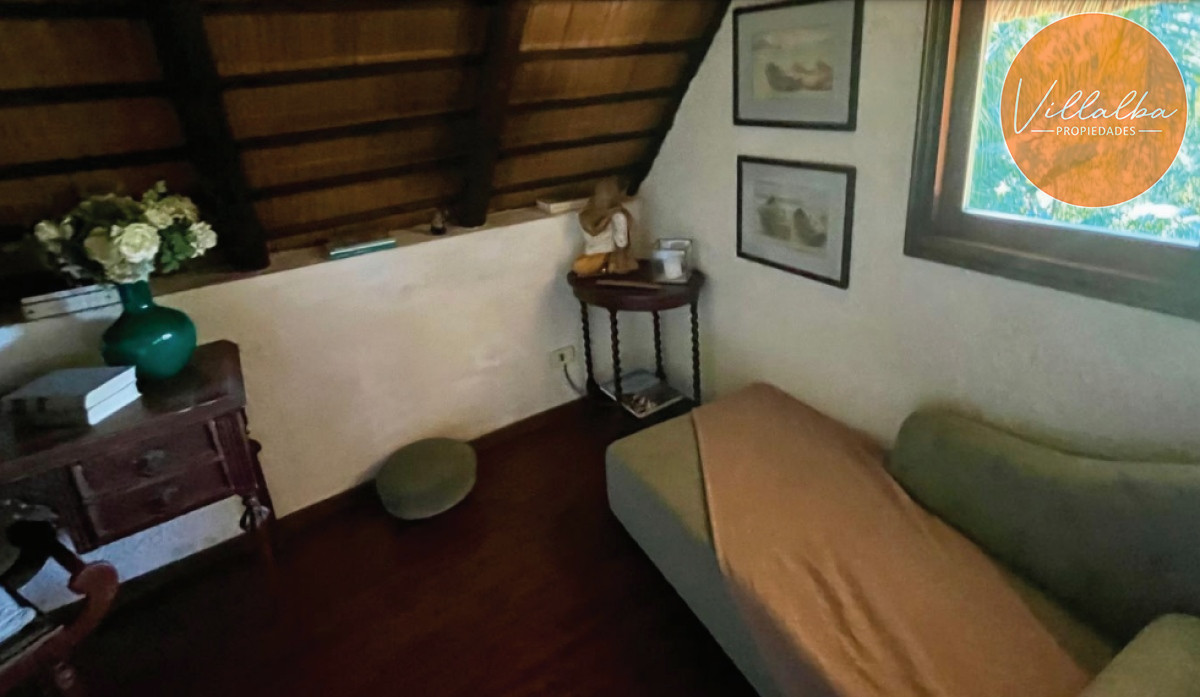 Apartamento ID.3313 - Venta de casa de 3 dormitorios + casa de huespedes mansa