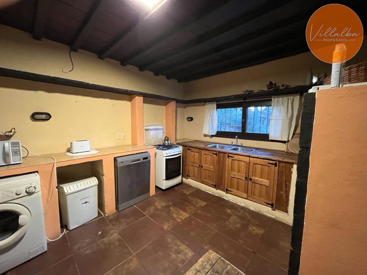Apartamento ID.3549 - Hermosa casa en zona pinares a metros de la playa 