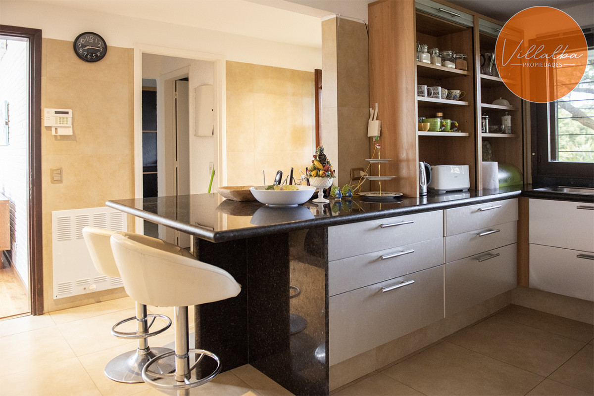 Apartamento ID.3629 - Elegante residencia en Venta en San Rafael proximo al mar