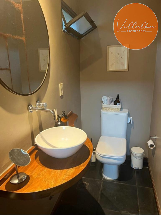 Apartamento ID.2245 - Casa de 4 dormitorios en venta en - Punta del Este