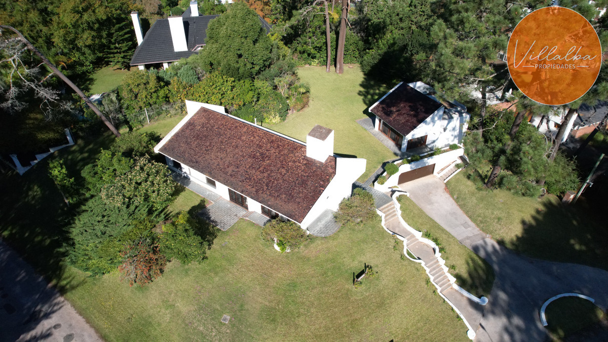 Casa ID.3472 - Casa en venta en Lugano, Punta del este, 3 dormitorios y dependencia