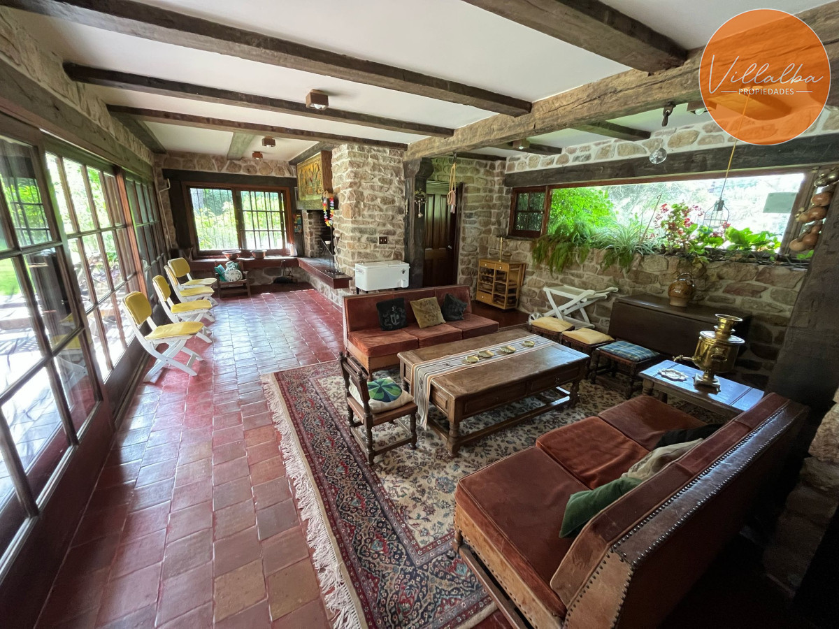Casa ID.3323 - Hermosa mansión en Golf de 6 dormitorios , Punta del Este