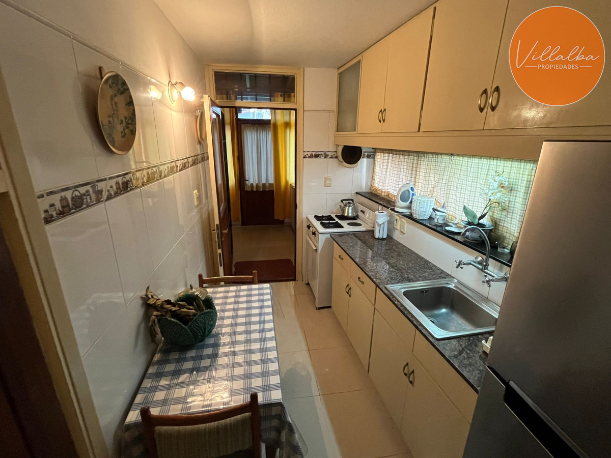 Apartamento ID.3213 - Vende casa de 3 dormitorios en Pinares, Punta del Este 