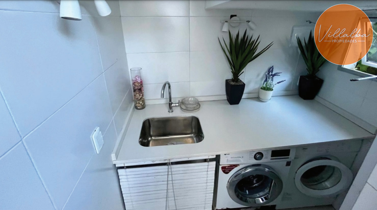 Apartamento ID.3313 - Venta de casa de 3 dormitorios + casa de huespedes mansa