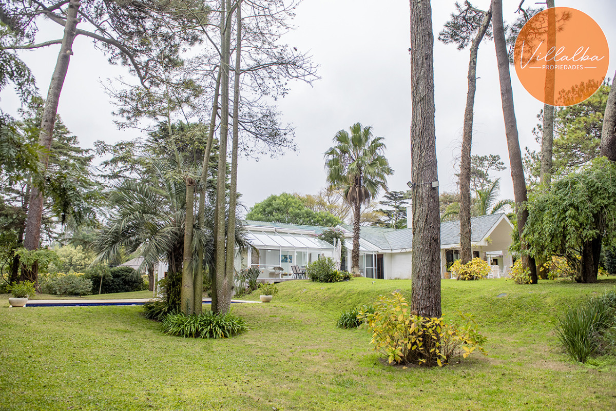 Apartamento ID.3629 - Elegante residencia en Venta en San Rafael proximo al mar