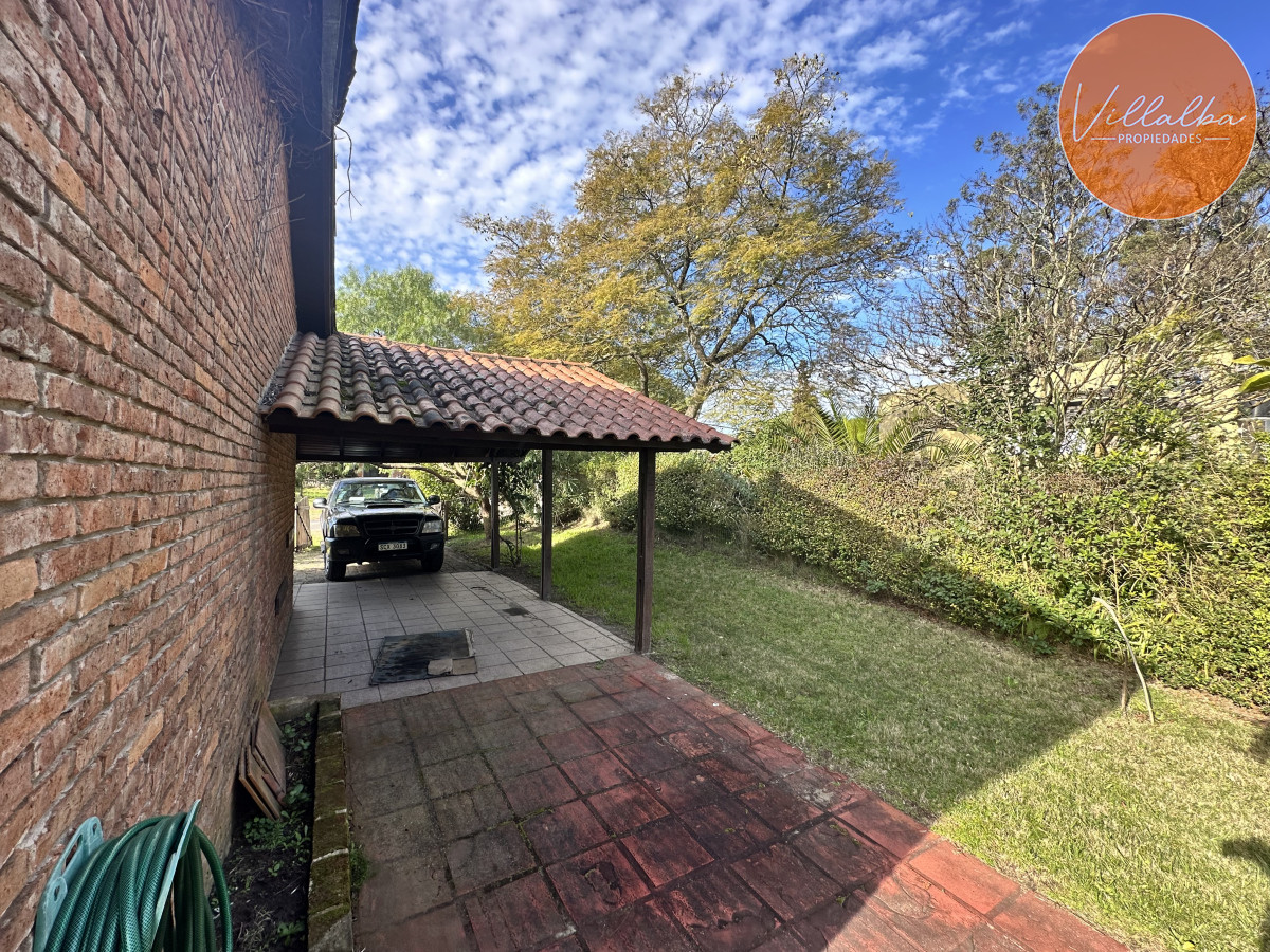 Casa ID.3634 - Su oportunidad de comprar una casa en Pinares, Punta del Este