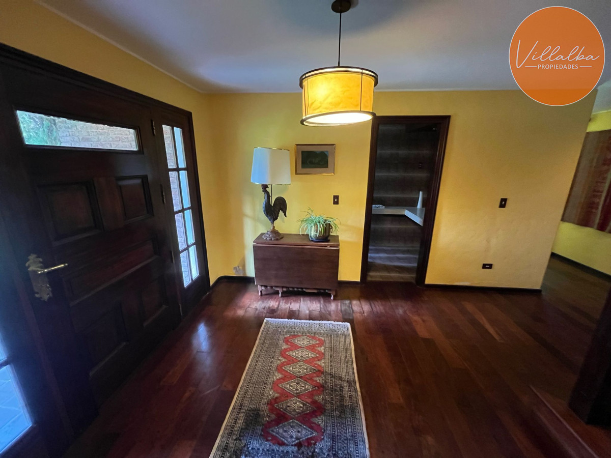 Casa ID.3323 - Hermosa mansión en Golf de 6 dormitorios , Punta del Este
