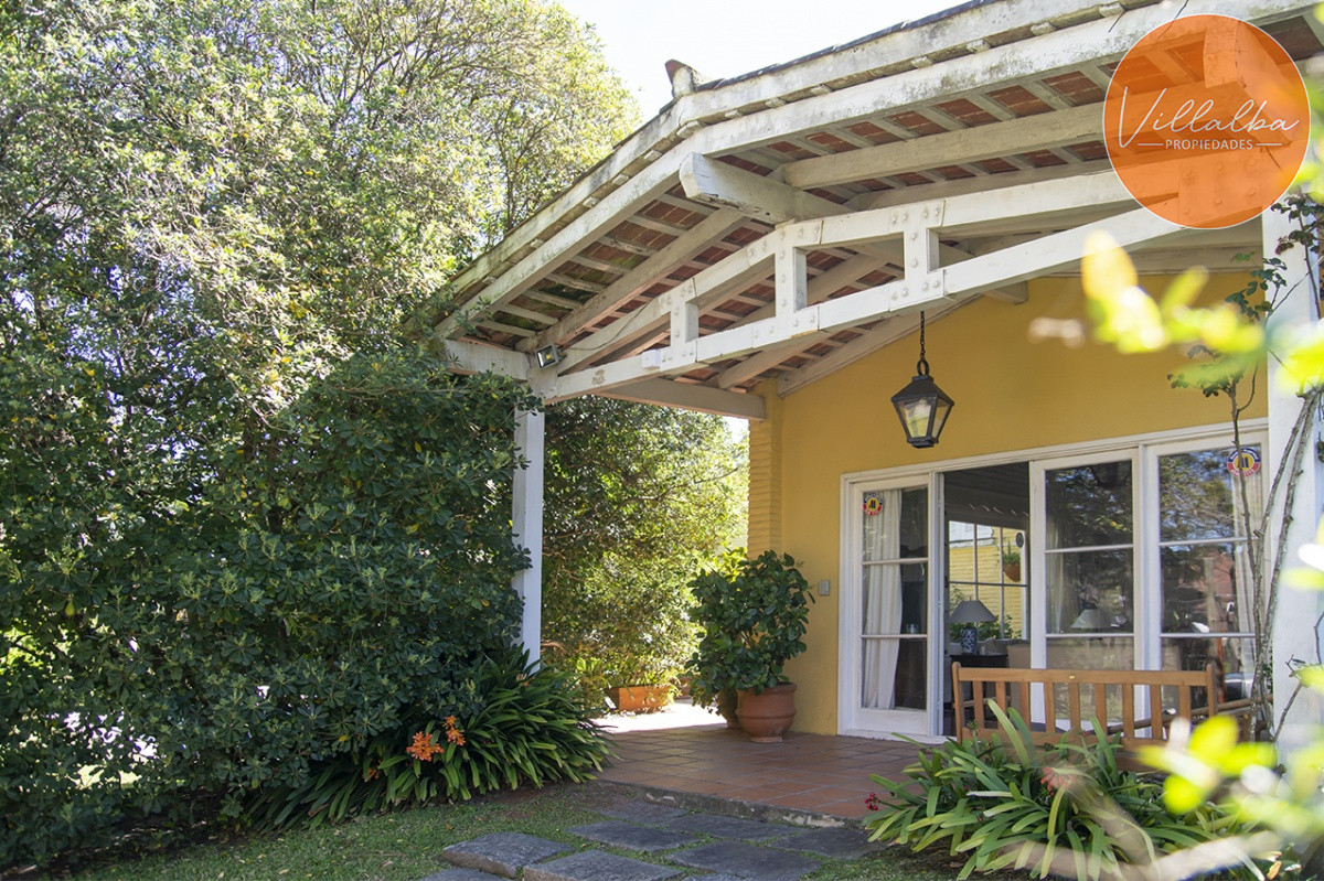 Casa ID.697 - Casa en venta 