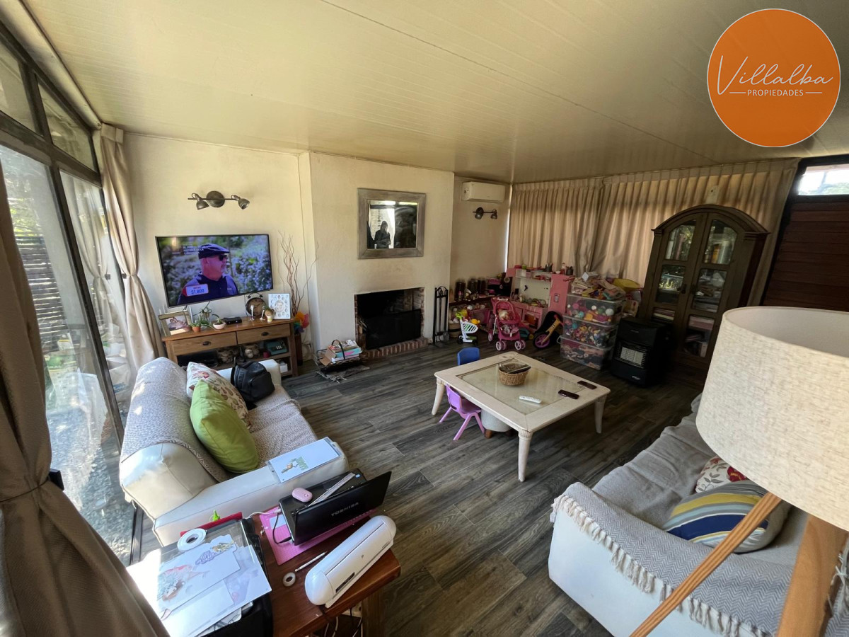 Casa ID.2972 - Vende casa muy linda en Pinares , Punta del Este 