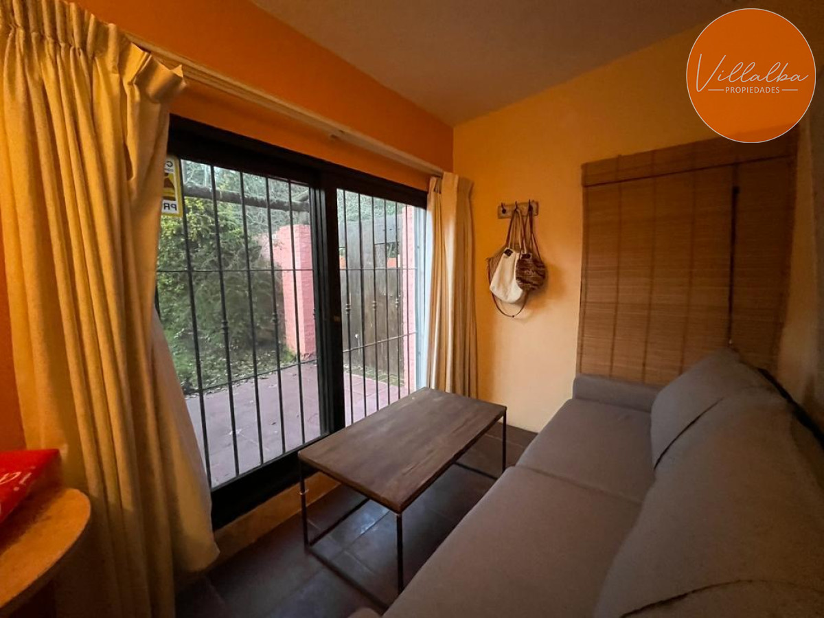 Apartamento ID.3549 - Hermosa casa en zona pinares a metros de la playa 