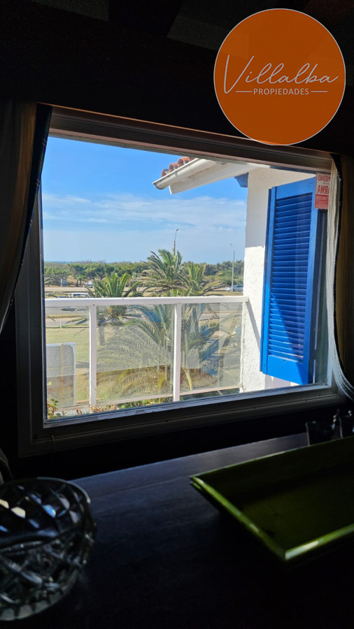 Apartamento ID.3322 - Importante residencia frente al mar en venta.
