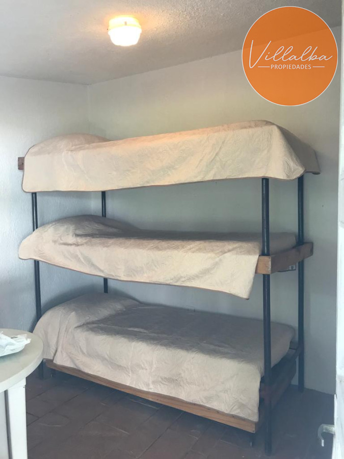 Apartamento ID.3432 - Vende casa de 3 dormitorios en Pinares, cerca del mar, Punta del Este