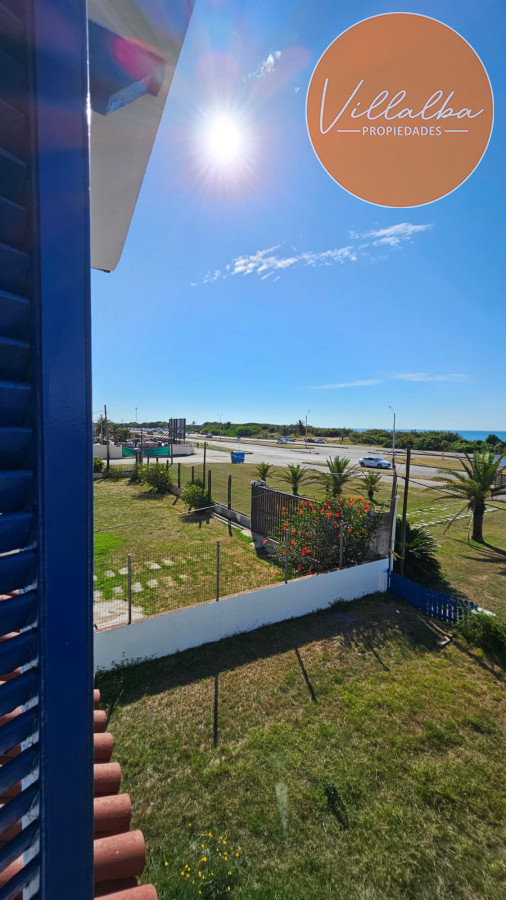 Apartamento ID.3322 - Importante residencia frente al mar en venta.