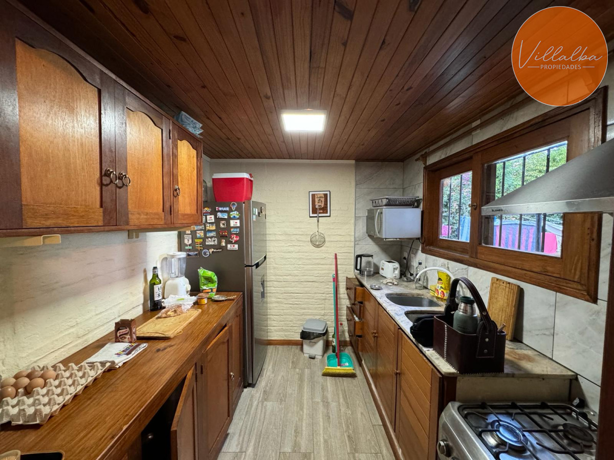 Apartamento ID.3034 - Vende casa de 3 dormitorios en Pinares, Punta del Este 
