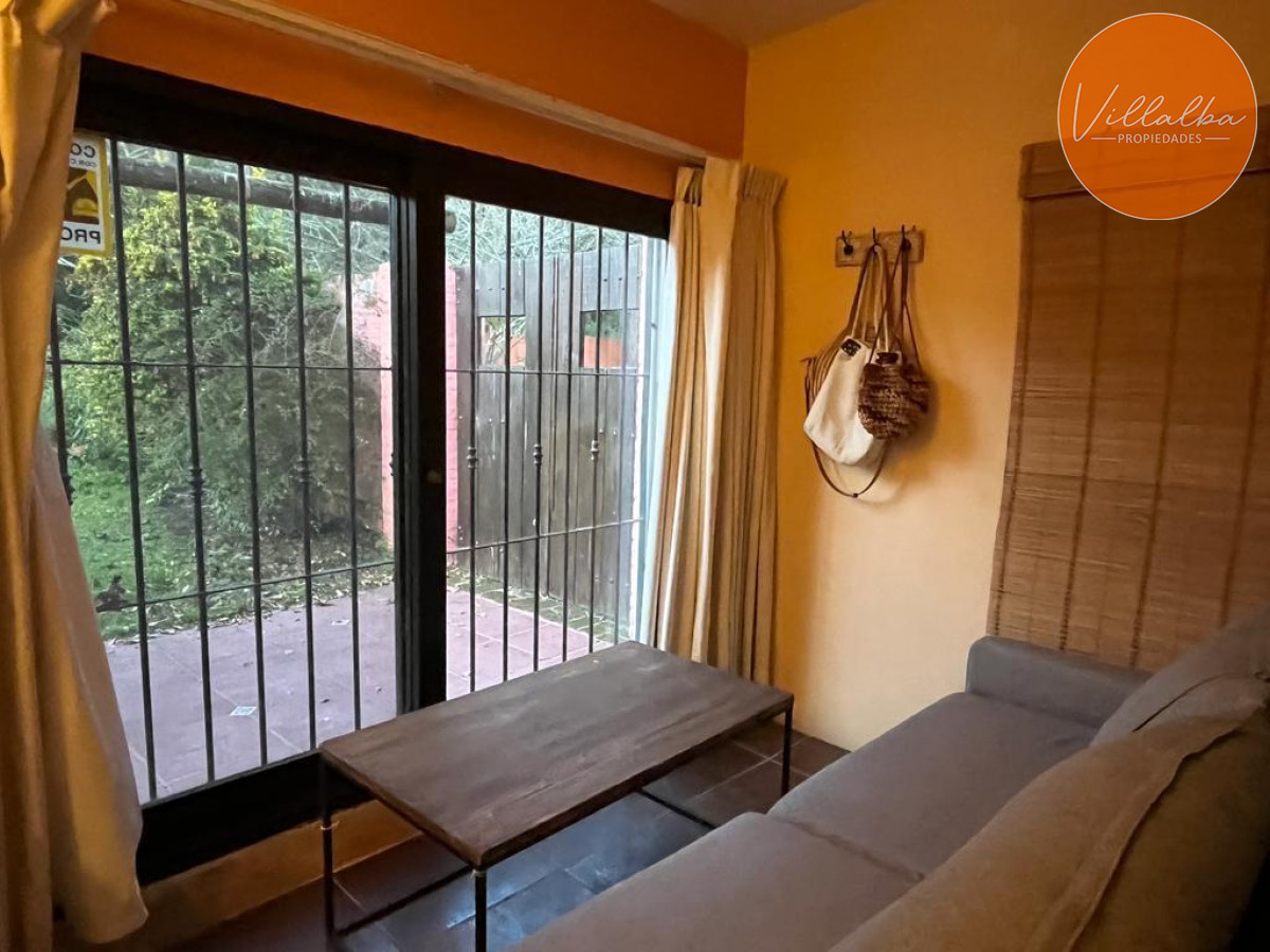 Apartamento ID.3549 - Hermosa casa en zona pinares a metros de la playa 