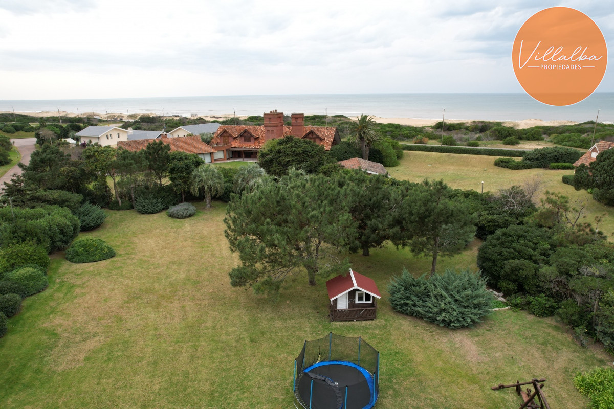 Apartamento ID.2814 - Espectacular mansion a metros del mar