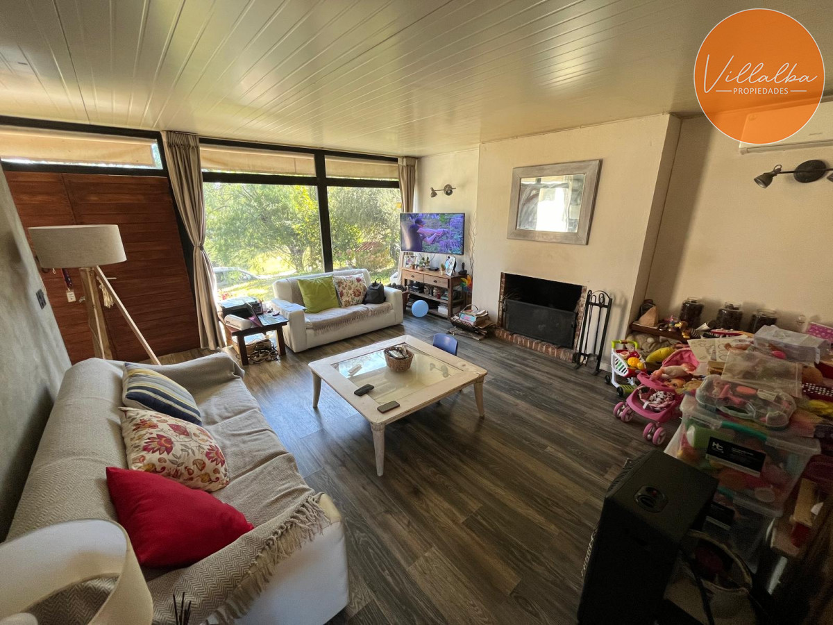 Casa ID.2972 - Vende casa muy linda en Pinares , Punta del Este 