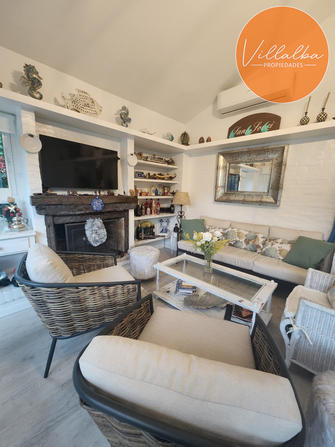 Apartamento ID.3413 - PLAYA MANSA , CASA DE 2 DORMITORIOS 