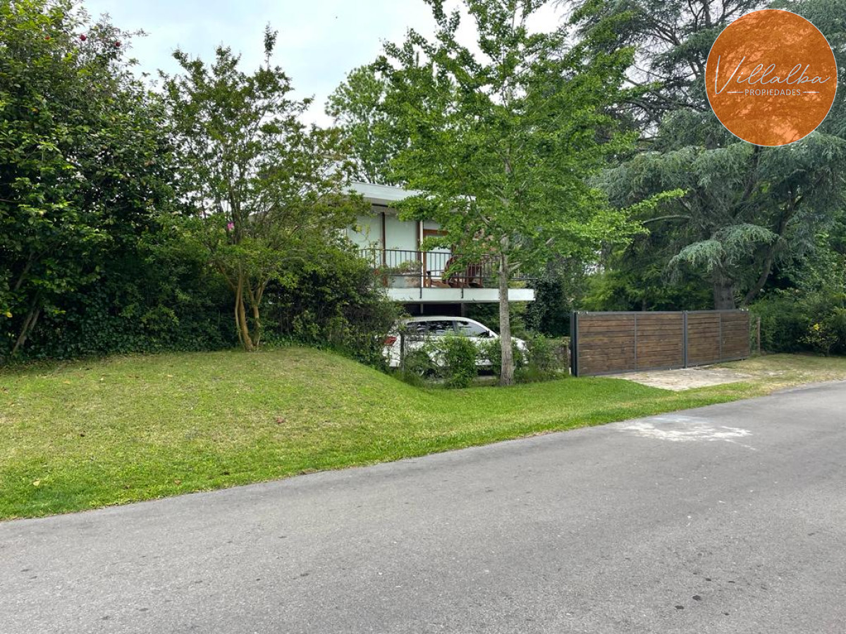 Casa ID.2933 - Casa en venta, Oportunidad para desarrollo inmobiliario en Playa Mansa, Punta del Este. 