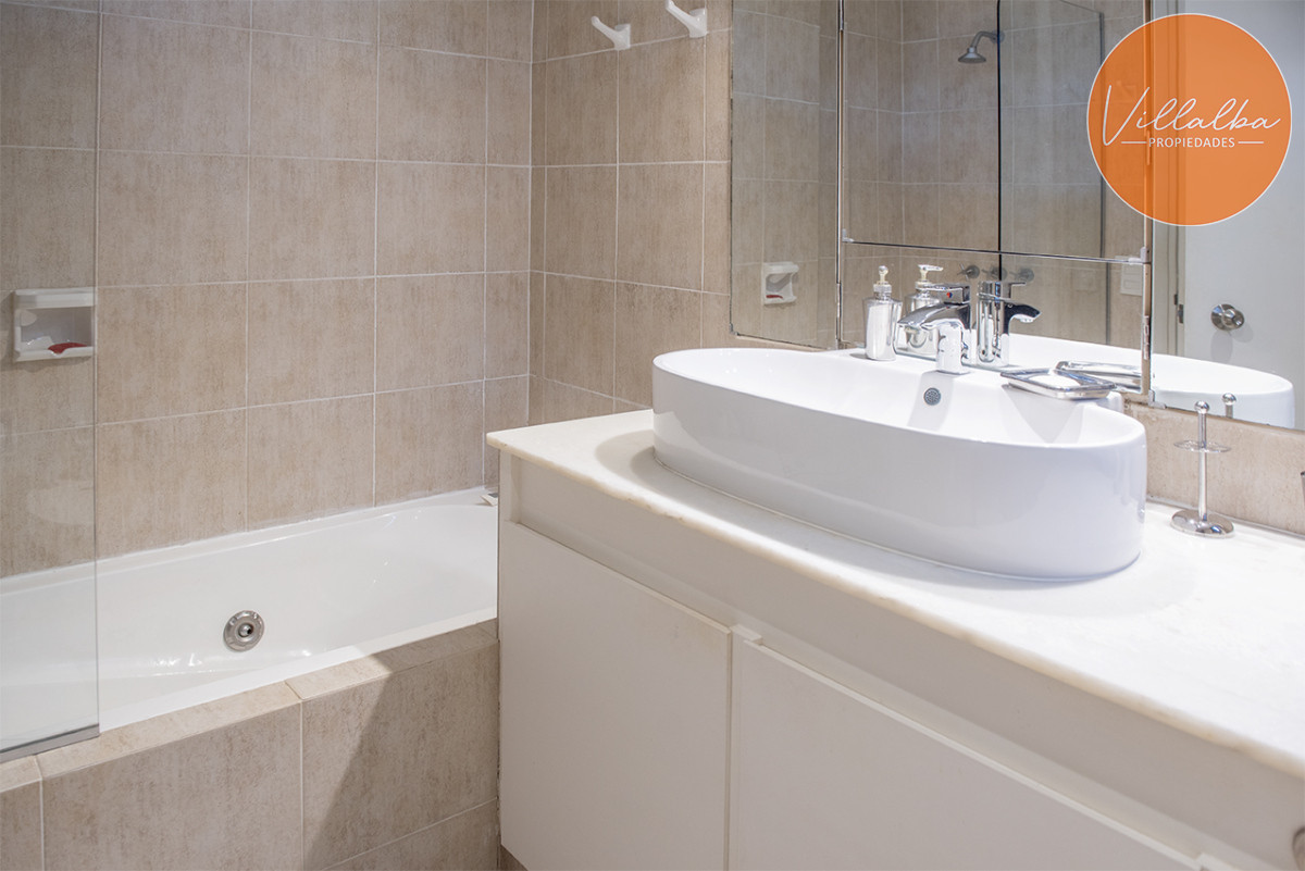 Apartamento ID.3629 - Elegante residencia en Venta en San Rafael proximo al mar