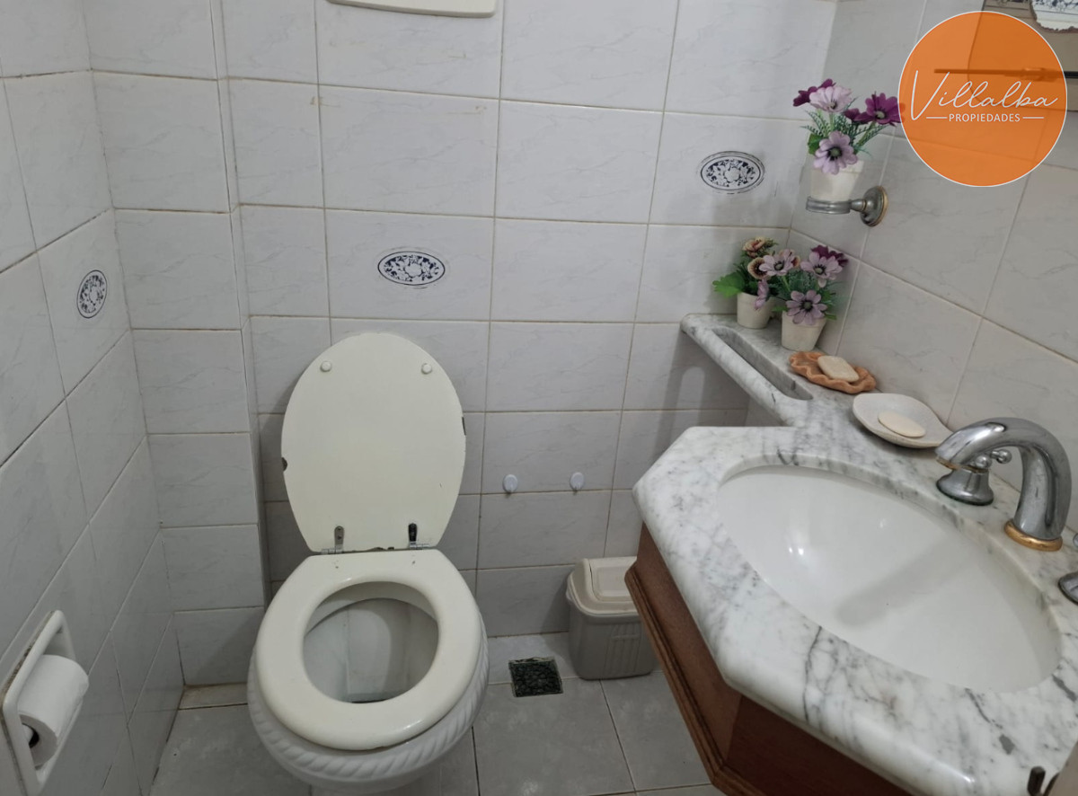Apartamento ID.3500 - Casa de 3 dormitorios en Barrio Cantegril