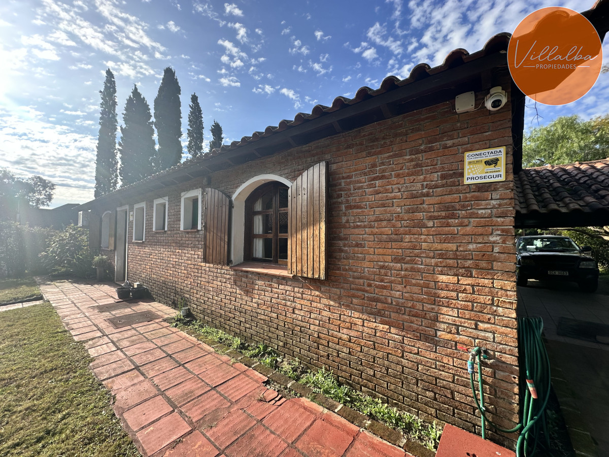 Casa ID.3634 - Su oportunidad de comprar una casa en Pinares, Punta del Este