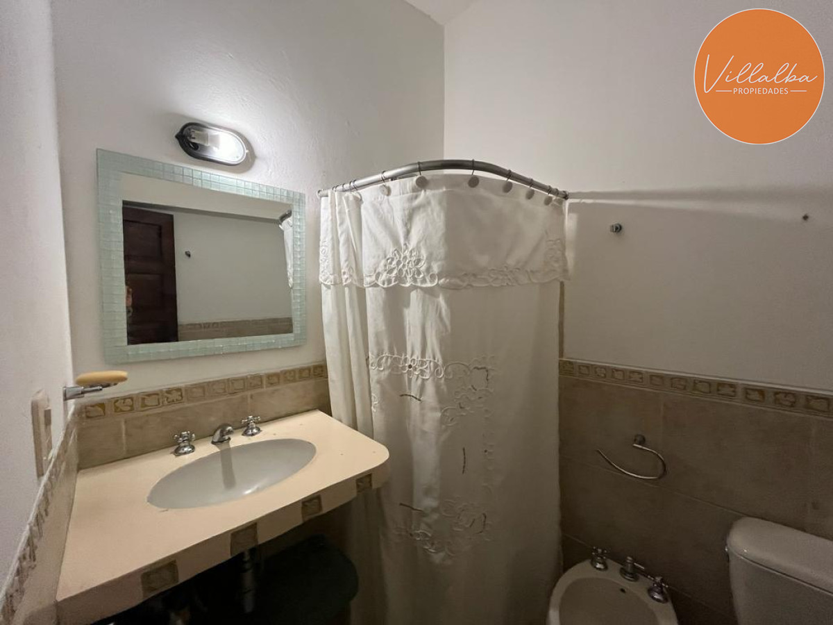 Apartamento ID.3549 - Hermosa casa en zona pinares a metros de la playa 