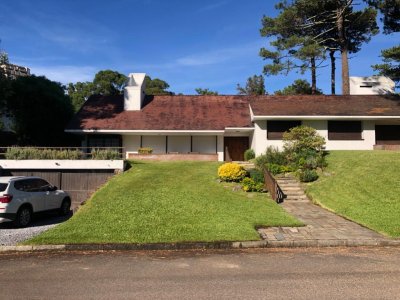 Espectacular Chalet en Punta del Este