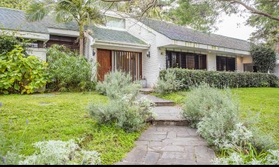 Elegante residencia en Venta en San Rafael proximo al mar