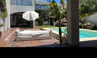 Hermosa casa en venta en zona de la península.