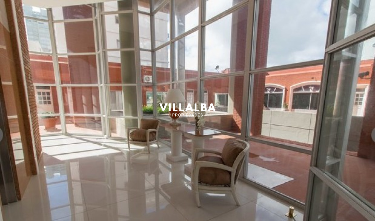 Apartamento ID.2888 - Departamento de 2 dormitorios en venta, Peninsula. 