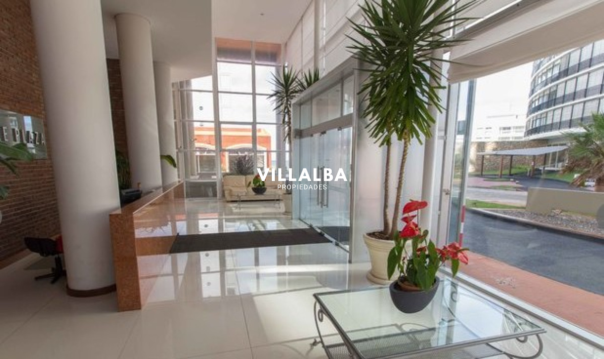 Apartamento ID.2888 - Departamento de 2 dormitorios en venta, Peninsula. 